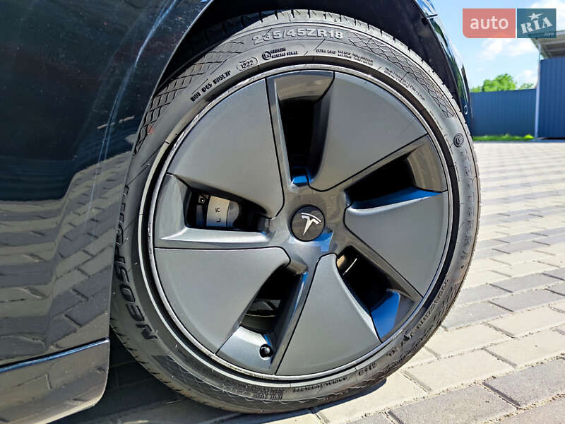 Седан Tesla Model 3 2021 в Киеве фото 9 Седан Tesla Model 3 2021 в Киеве