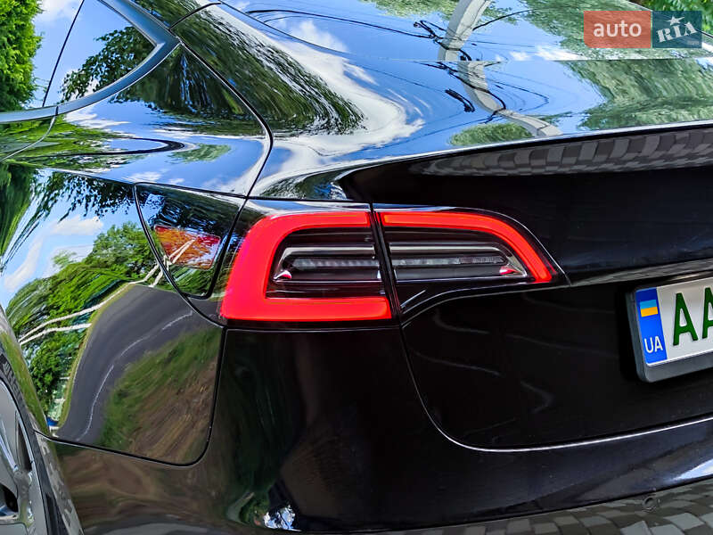 Седан Tesla Model 3 2021 в Киеве фото 16 Седан Tesla Model 3 2021 в Киеве