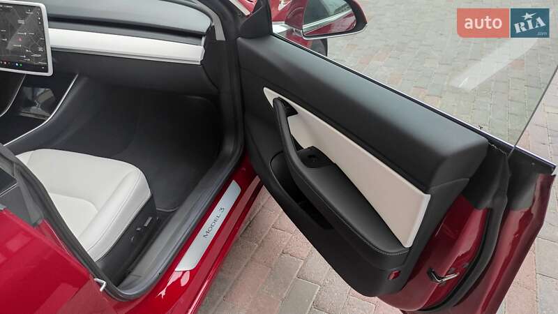Седан Tesla Model 3 2019 в Харькове фото 25 Седан Tesla Model 3 2019 в Харькове