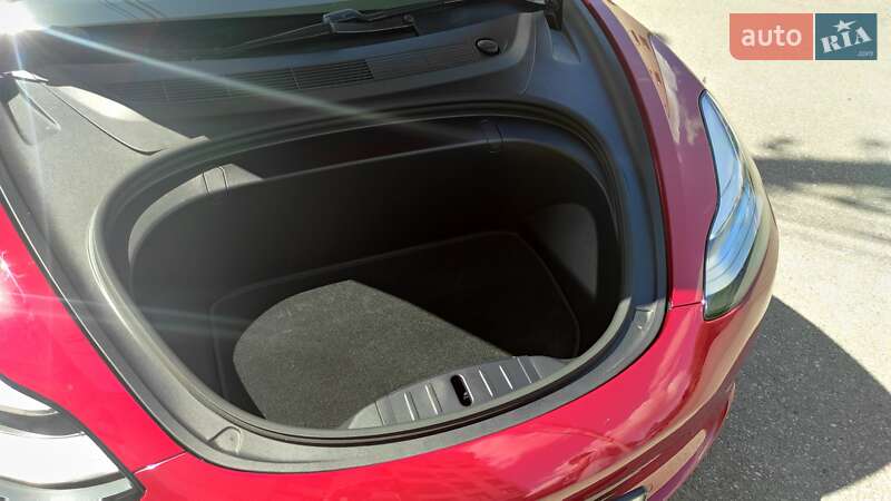 Седан Tesla Model 3 2019 в Харькове