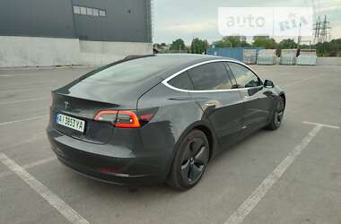 Седан Tesla Model 3 2018 в Ірпені