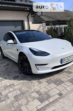 Седан Tesla Model 3 2023 в Ізмаїлі