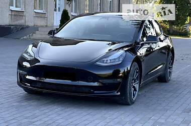 Седан Tesla Model 3 2019 в Кременці