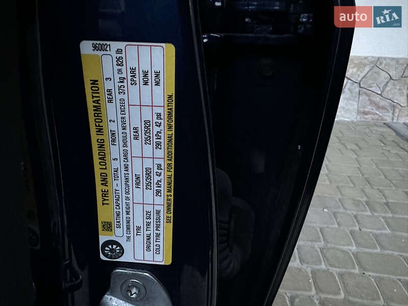 Седан Tesla Model 3 2021 в Виннице