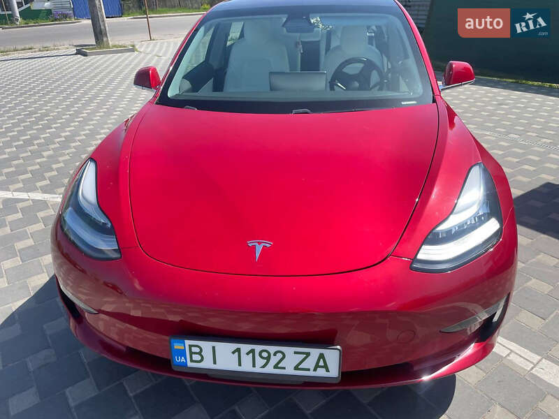 Tesla Model 3 2018