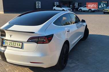 Седан Tesla Model 3 2020 в Кременчуге
