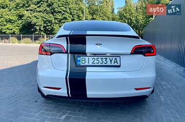 Седан Tesla Model 3 2020 в Кременчуге