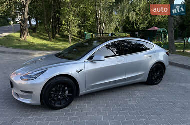 Седан Tesla Model 3 2018 в 