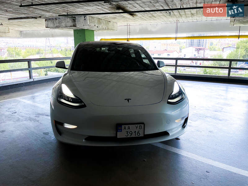 Седан Tesla Model 3 2018 в Киеве фото 2 Седан Tesla Model 3 2018 в Киеве