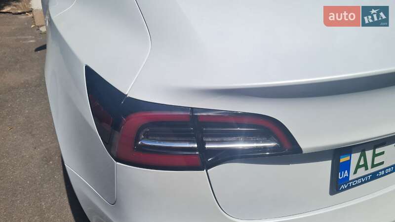 Седан Tesla Model 3 2020 в Кривому Розі