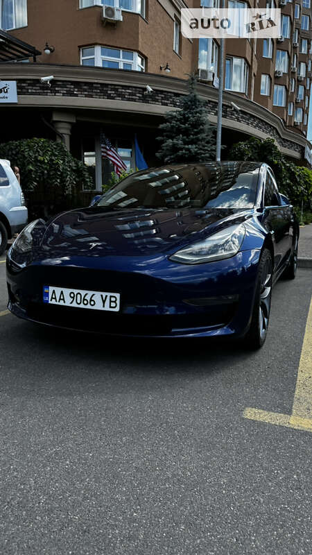 Tesla Model 3 2018