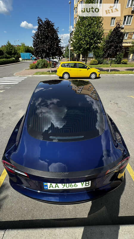 Седан Tesla Model 3 2018 в Києві