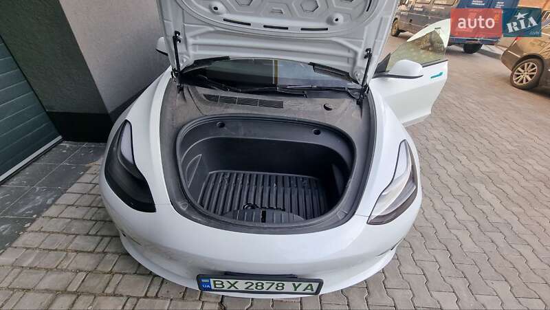 Седан Tesla Model 3 2022 в Хмельницькому