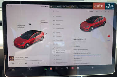 Седан Tesla Model 3 2018 в 