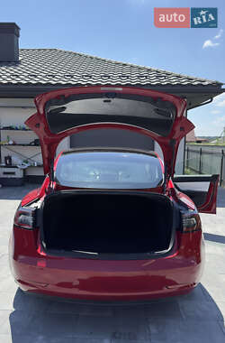 Седан Tesla Model 3 2018 в 
