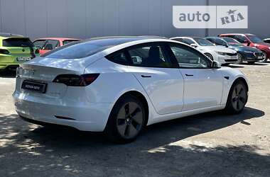 Седан Tesla Model 3 2021 в Львові