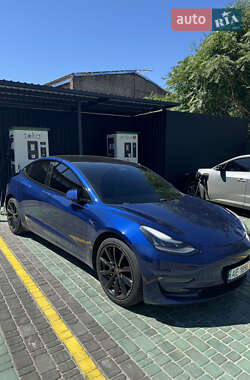 Седан Tesla Model 3 2019 в Дніпрі