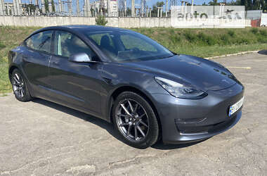 Седан Tesla Model 3 2020 в Кременчуці