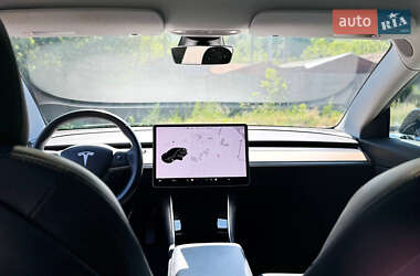 Седан Tesla Model 3 2018 в Киеве