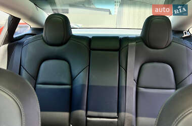 Седан Tesla Model 3 2018 в Киеве