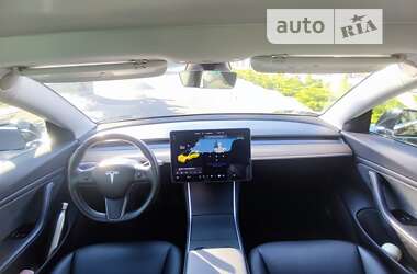 Седан Tesla Model 3 2018 в Виннице фото 24 Седан Tesla Model 3 2018 в Виннице