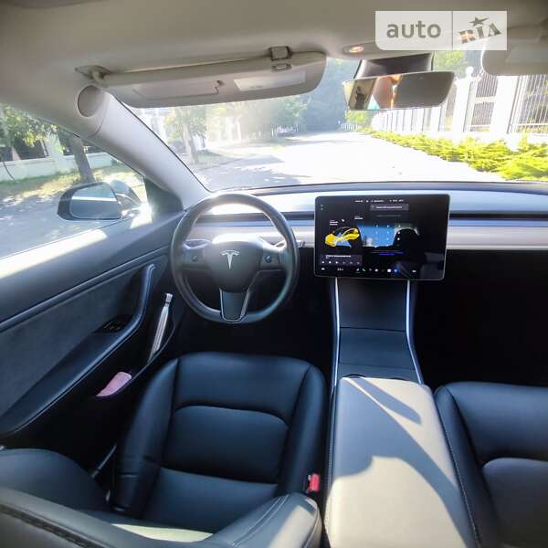 Седан Tesla Model 3 2018 в Виннице фото 26 Седан Tesla Model 3 2018 в Виннице