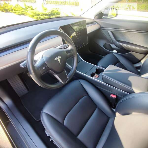 Седан Tesla Model 3 2018 в Виннице фото 29 Седан Tesla Model 3 2018 в Виннице