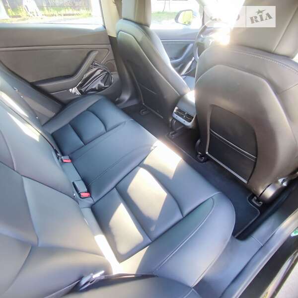 Седан Tesla Model 3 2018 в Виннице фото 33 Седан Tesla Model 3 2018 в Виннице