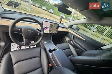 Седан Tesla Model 3 2021 в Ивано-Франковске
