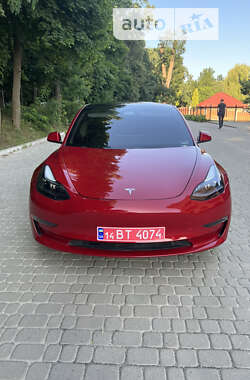 Седан Tesla Model 3 2018 в Львові