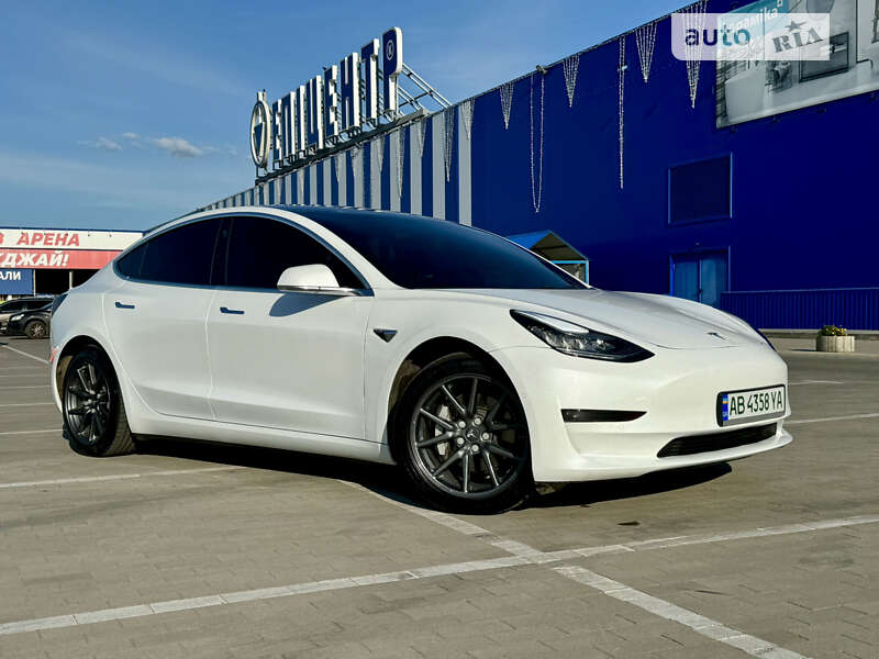 Tesla Model 3 2018 Tesla Model 3 2018