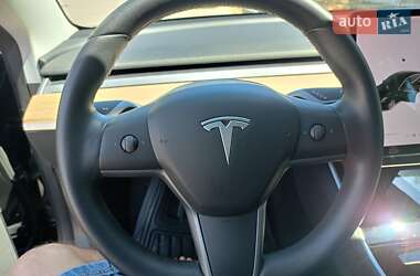 Седан Tesla Model 3 2019 в Кропивницком