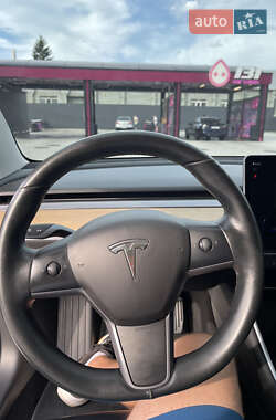 Седан Tesla Model 3 2018 в 