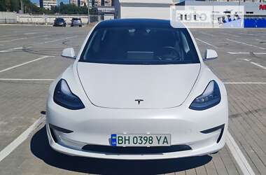 Седан Tesla Model 3 2019 в Одесі