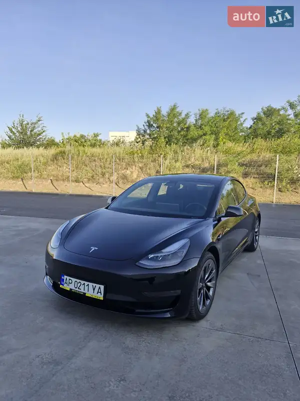 Tesla Model 3 2021
