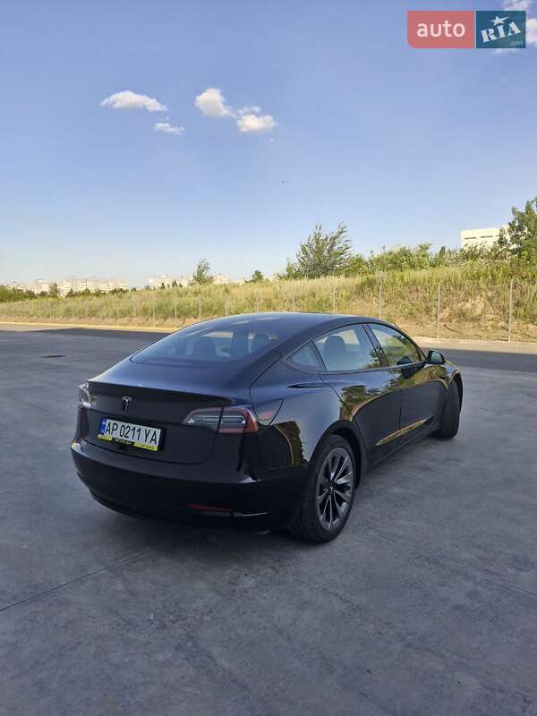 Седан Tesla Model 3 2021 в Дніпрі