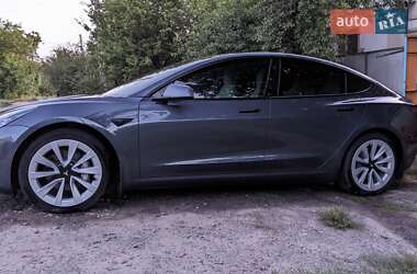 Седан Tesla Model 3 2021 в Харкові