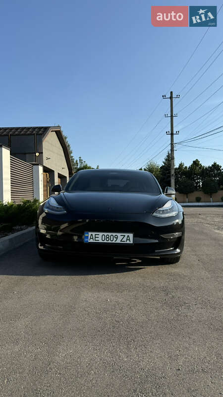 Седан Tesla Model 3 2019 в Днепре