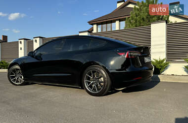 Седан Tesla Model 3 2019 в Дніпрі
