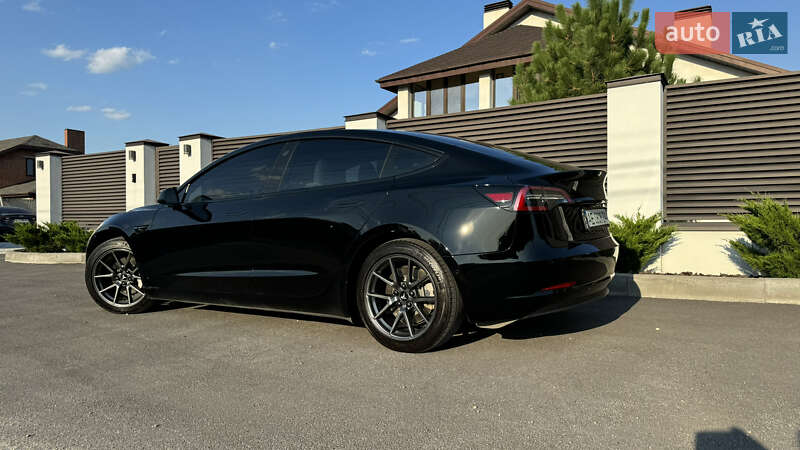 Седан Tesla Model 3 2019 в Днепре