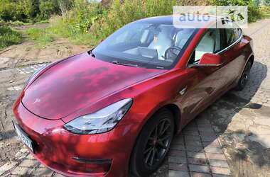 Седан Tesla Model 3 2018 в Хмельницком