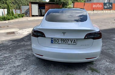 Седан Tesla Model 3 2020 в Тернополе