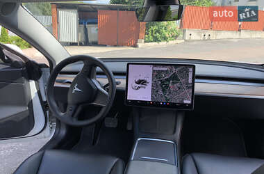Седан Tesla Model 3 2020 в Тернополе