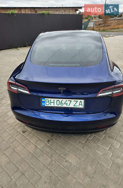 Седан Tesla Model 3 2018 в Одесі