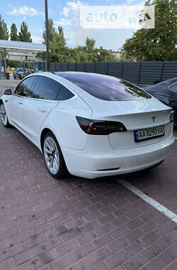 Седан Tesla Model 3 2018 в Черкассах