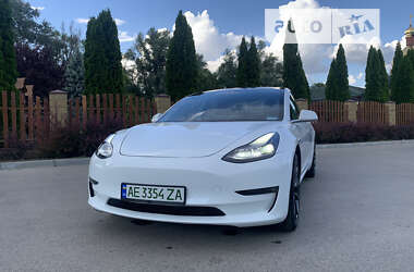 Седан Tesla Model 3 2018 в Дніпрі