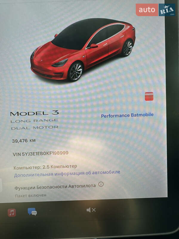 Седан Tesla Model 3 2019 в 