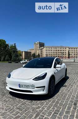 Седан Tesla Model 3 2021 в Харькове