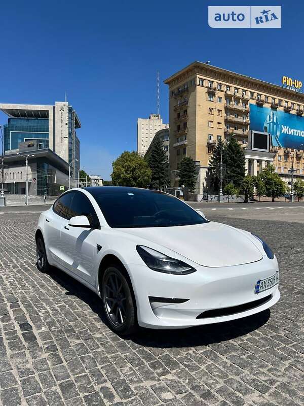Tesla Model 3 2021 Tesla Model 3 2021