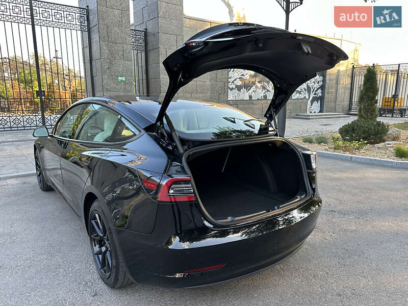 Седан Tesla Model 3 2021 в Харькове фото 28 Седан Tesla Model 3 2021 в Харькове